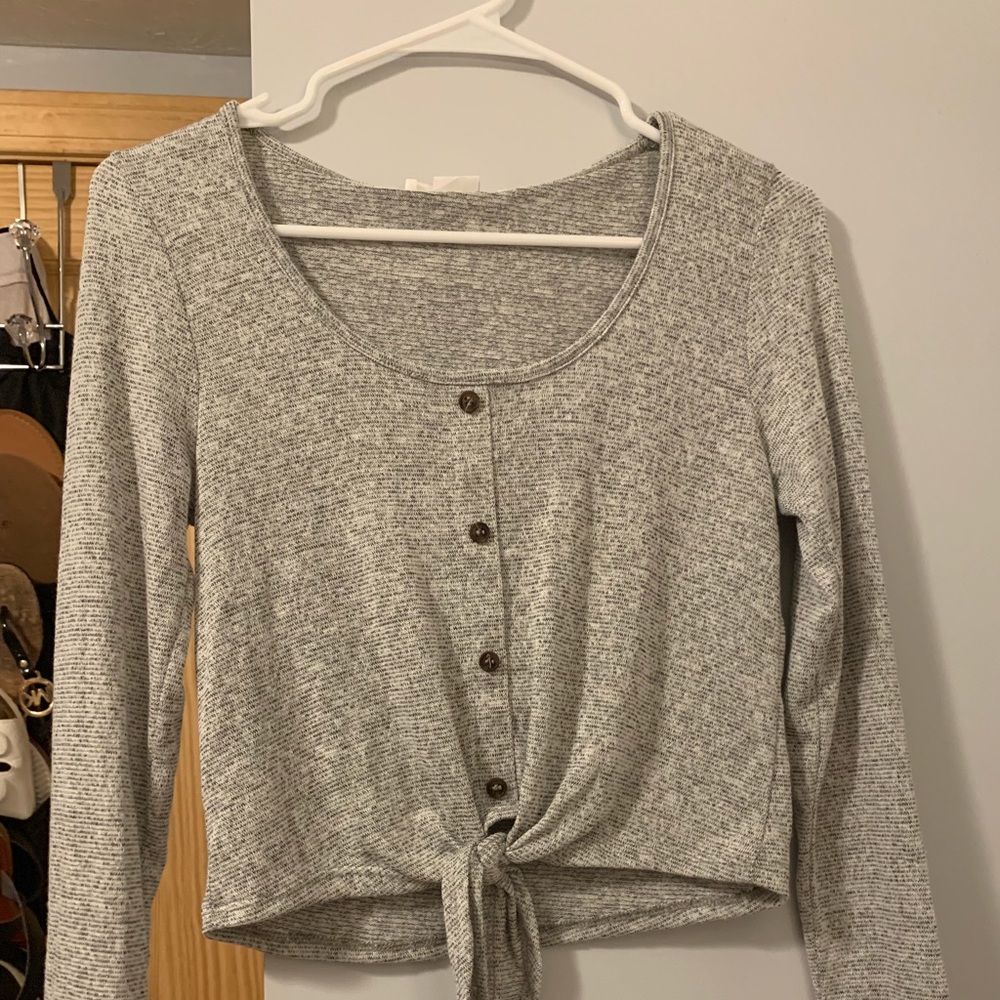 Grey crop top